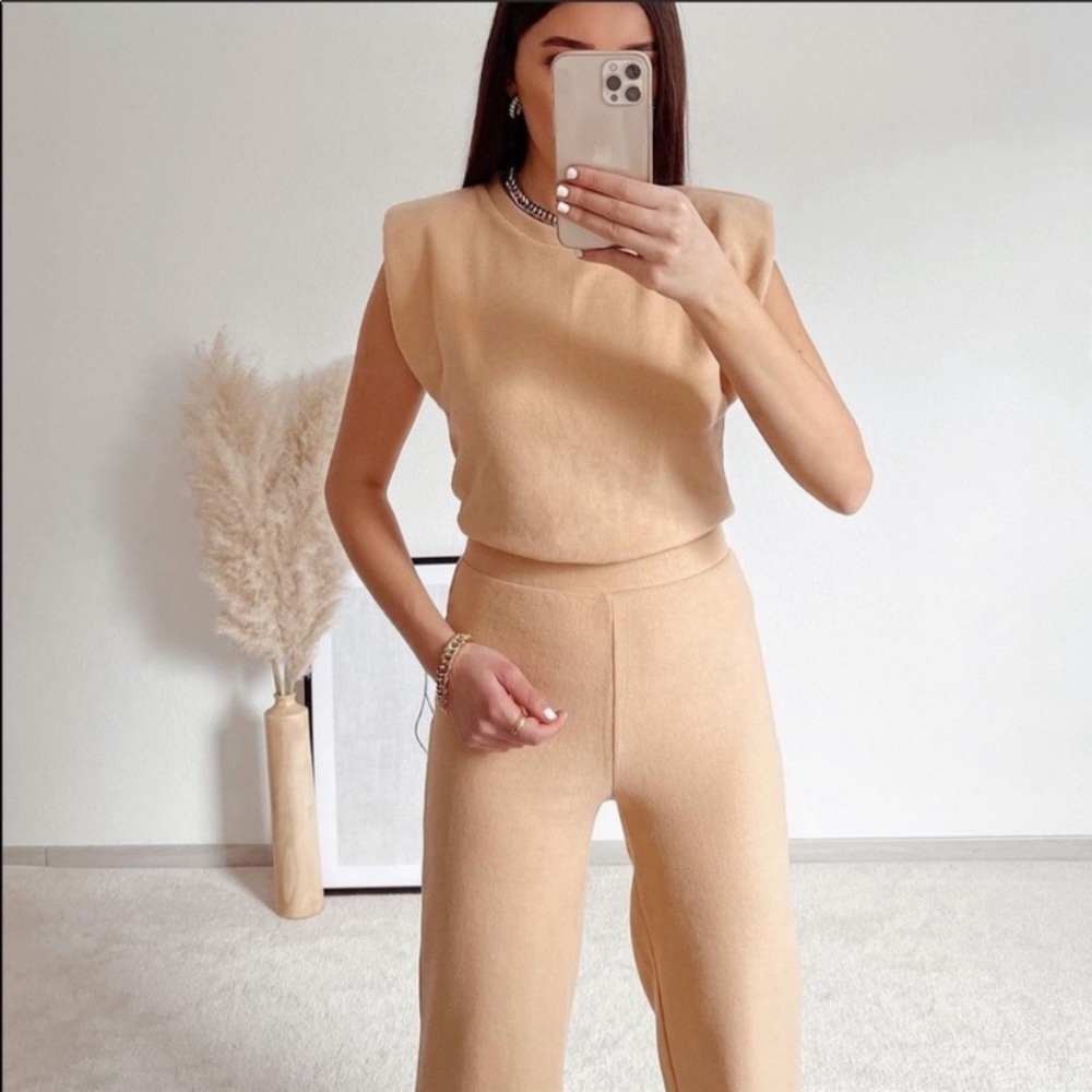 Zara top NWOT